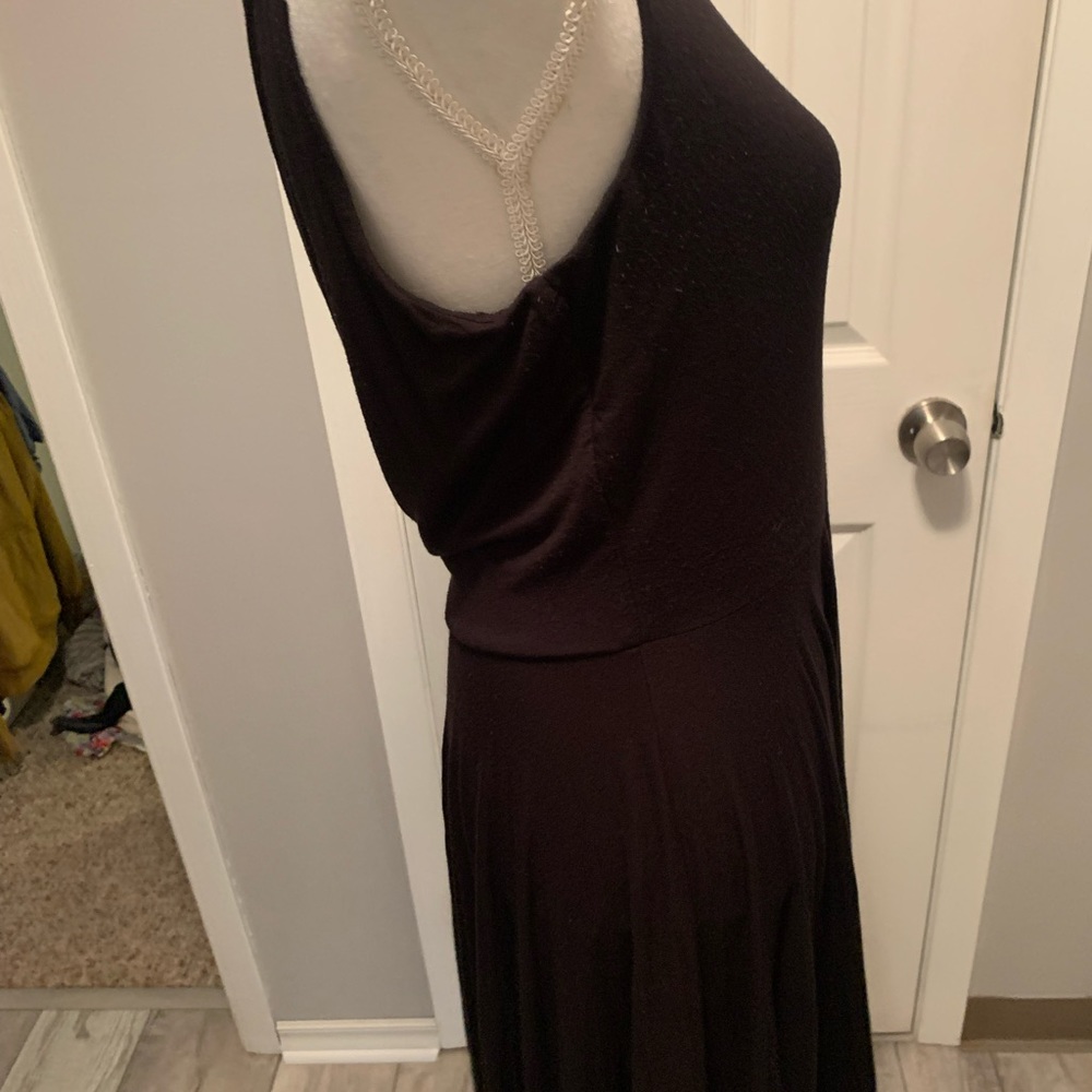 Two Versatile Dresses, one Black Cynthia Rowley L and bonus Old Navy XL - Picture 6 of 8